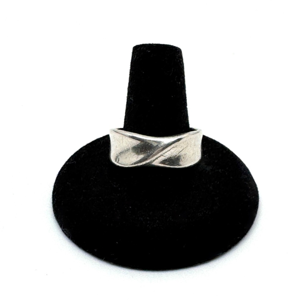 Sterling Silver Twisted Band Ring Size 10 1/2